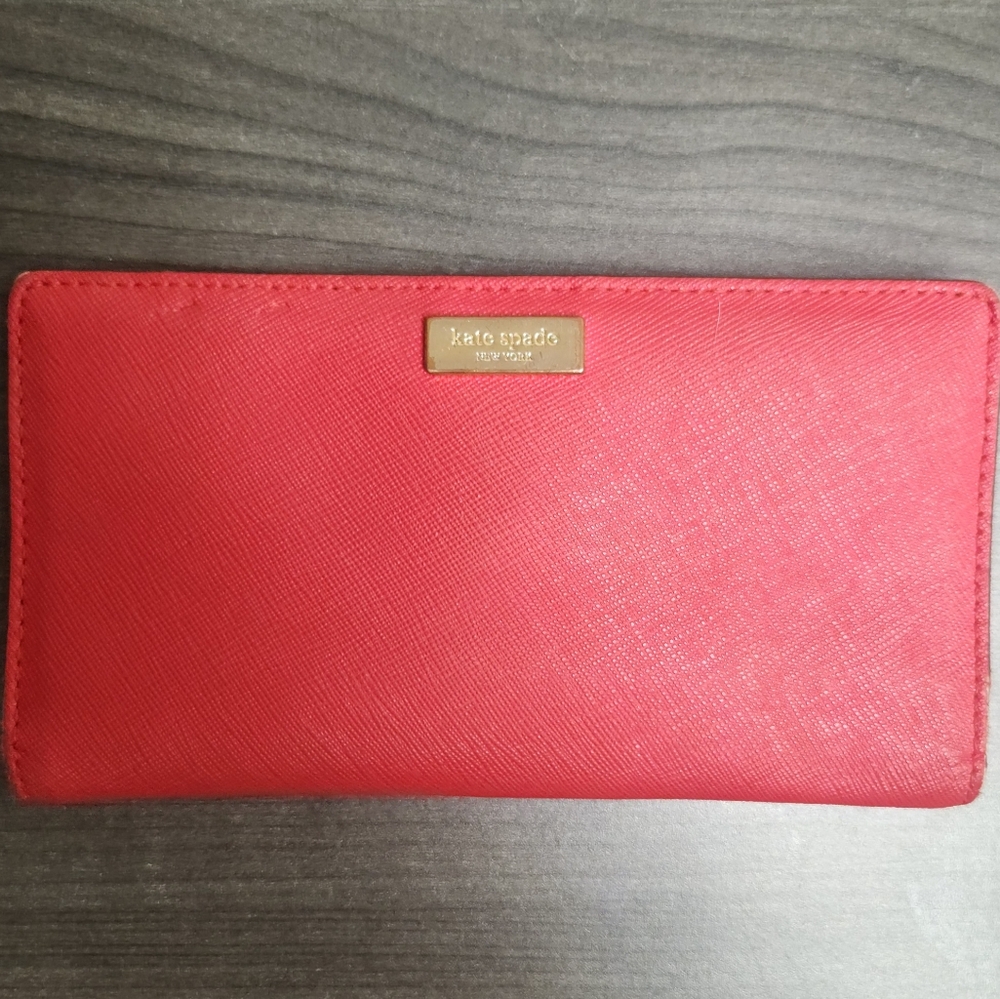 Kate Spade Saffiano Leather Red Wallet Great Condition